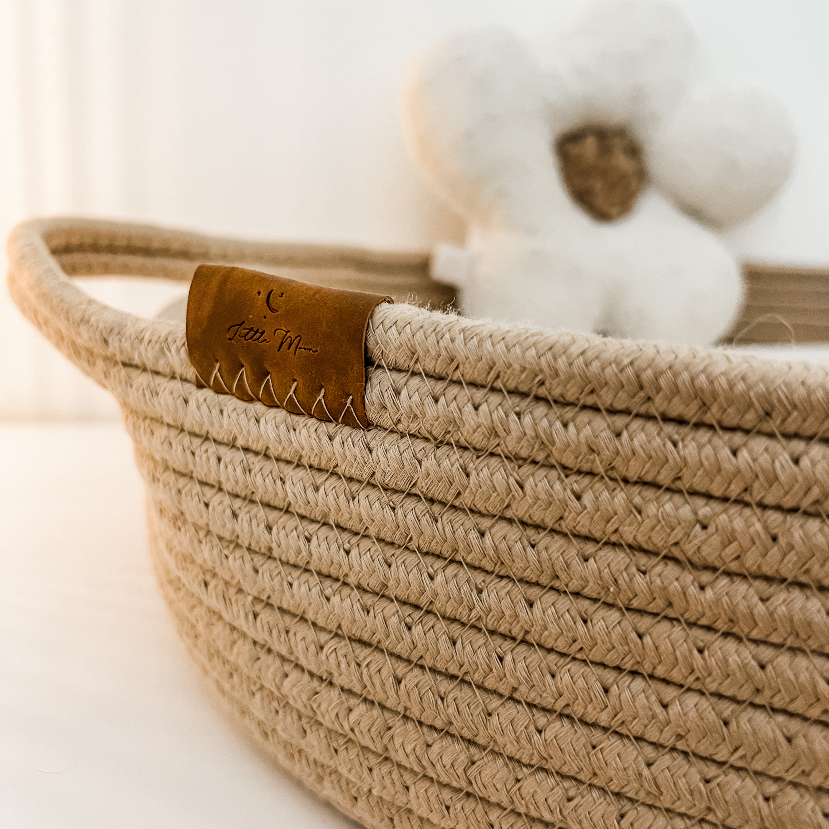 Close-up Little Moon verschoonmand Natural Sand