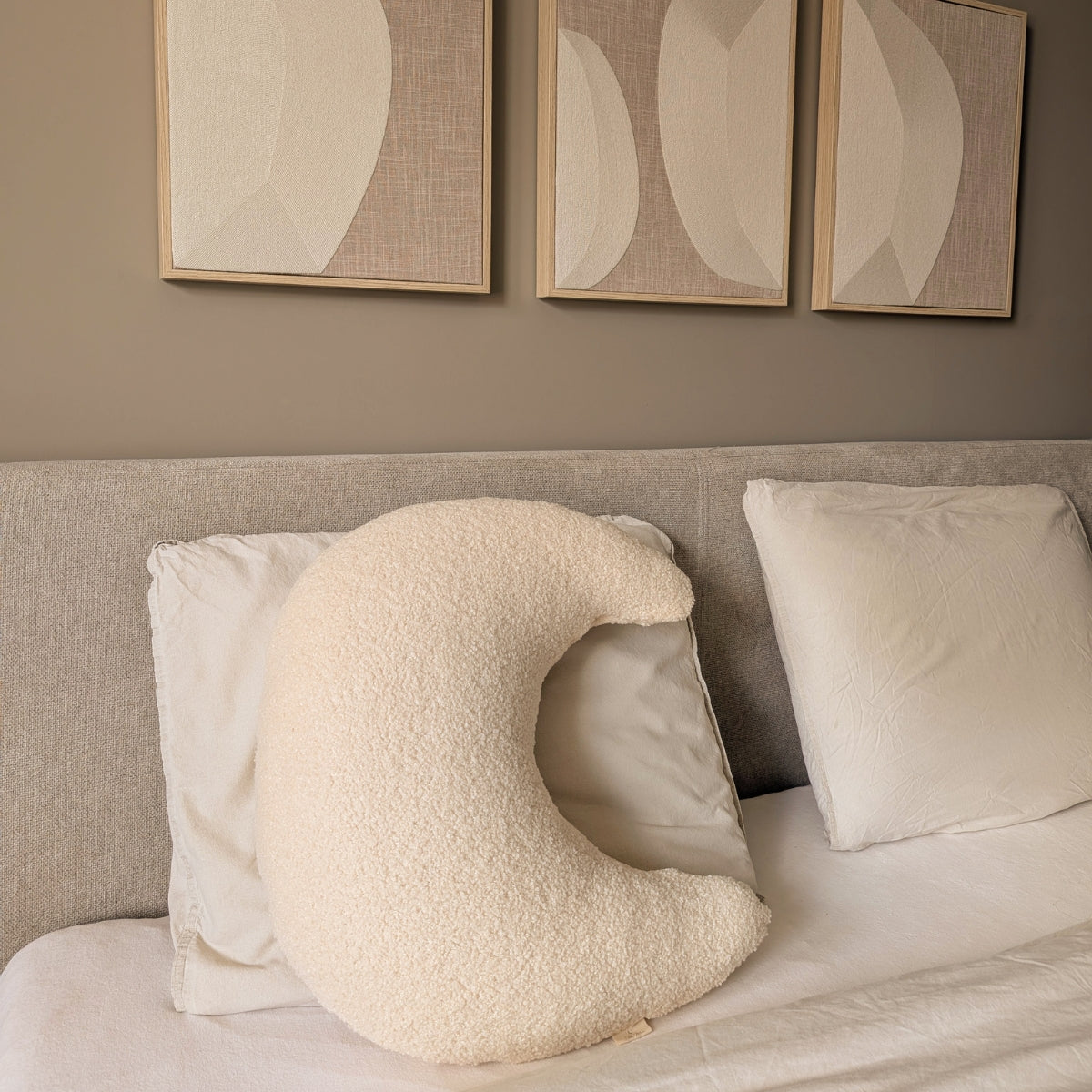 Bouclé Nursing Pillow Cover – Vanilla